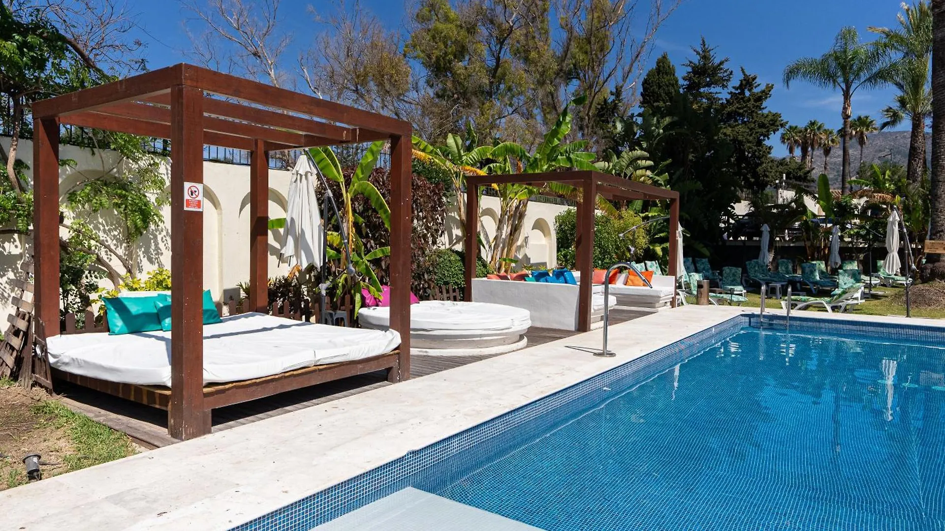 Aparthotel Casadelmar Marbella España