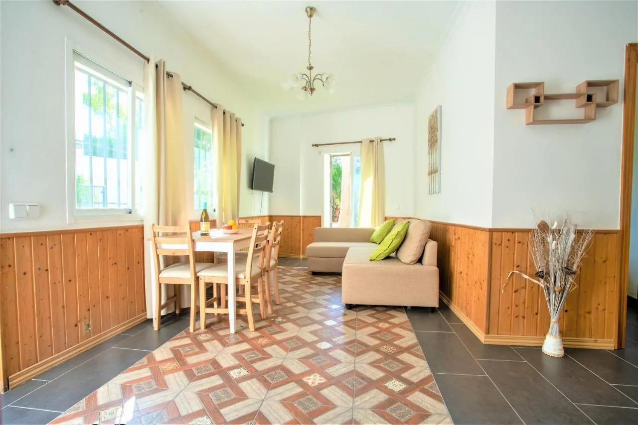 Casadelmar Marbella 23 Apartamentos Vacacionales Апарт-отель